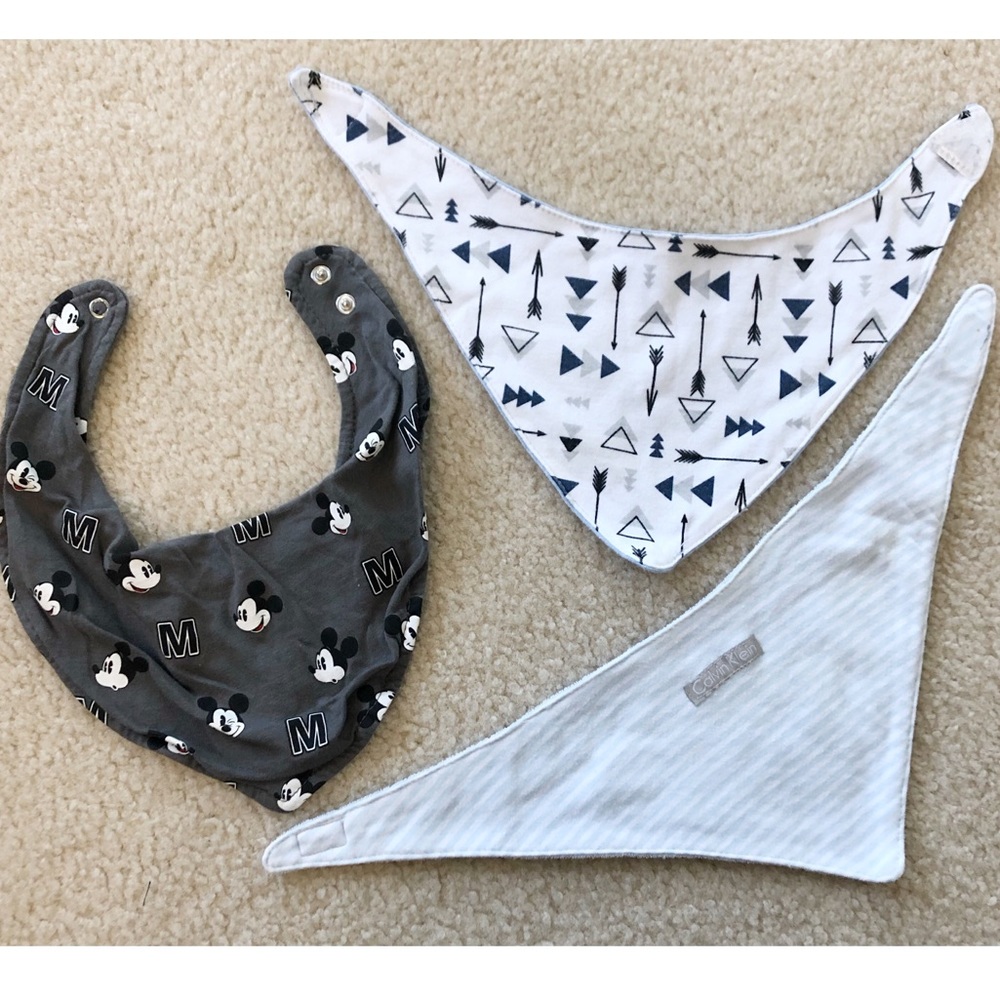 3 Never used Bibs!